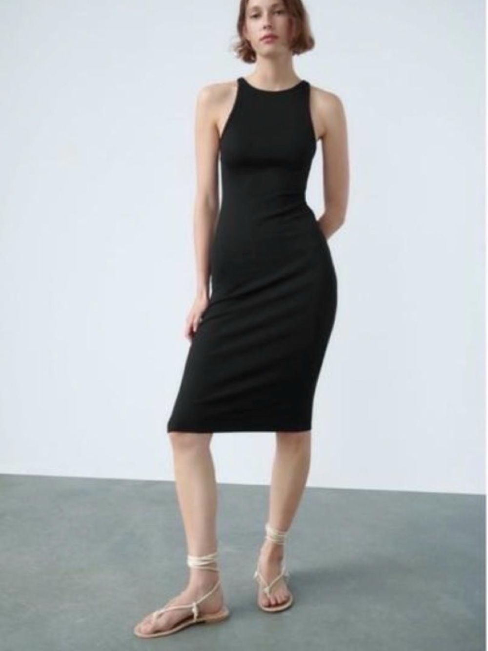 Sleek Black Sleeveless Midi Dress